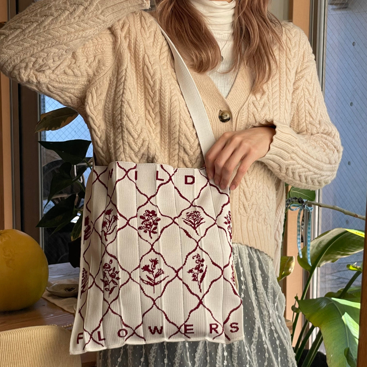 Knitty Wild Flowers Ivory