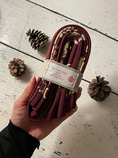 Knitty / Motif / Winered