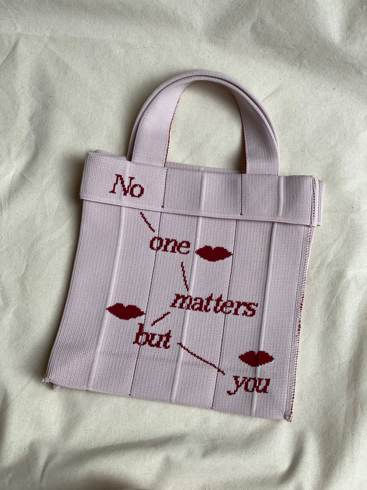 Co-Knitty No One