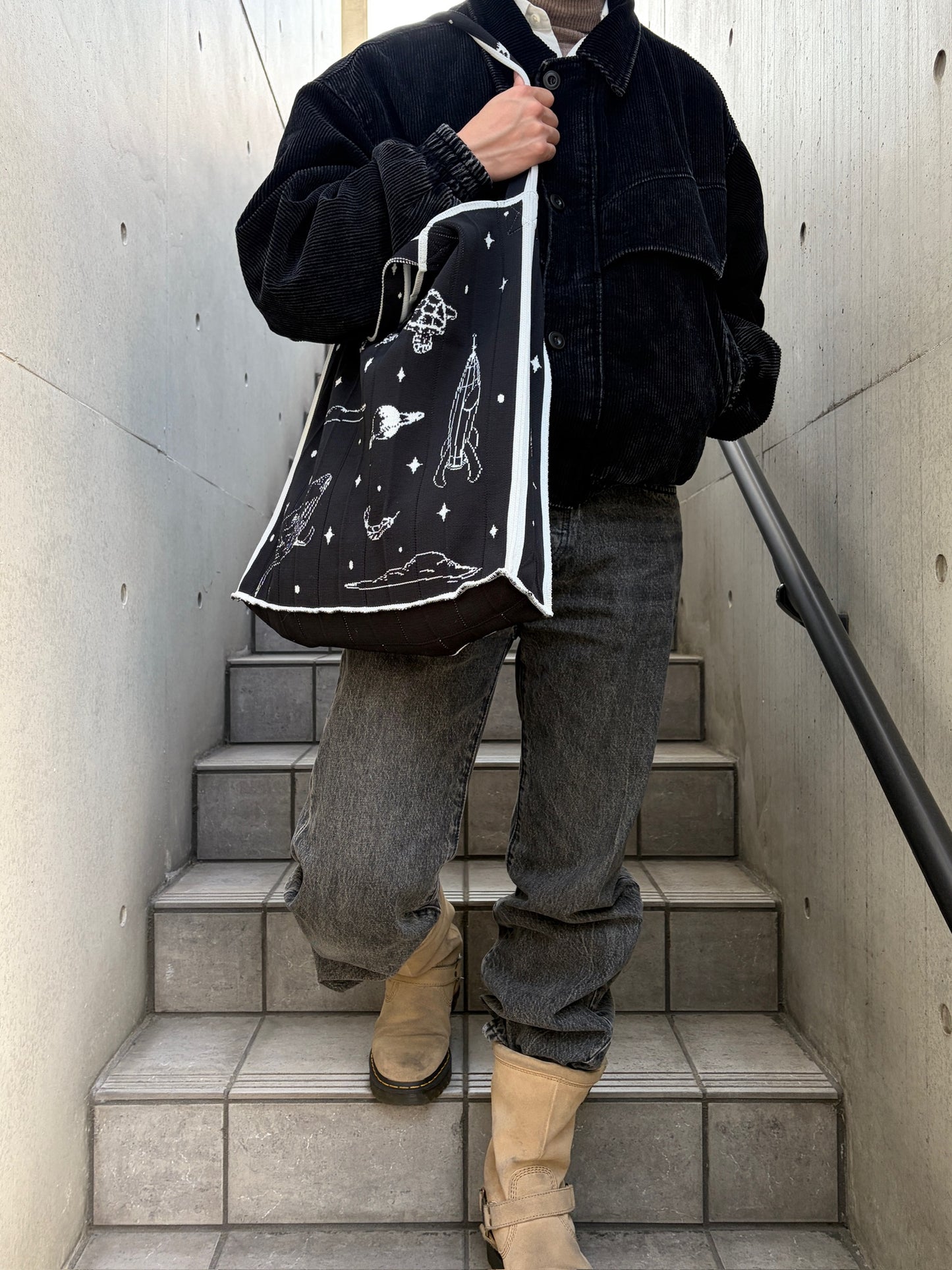 Mam / Space / Night Black