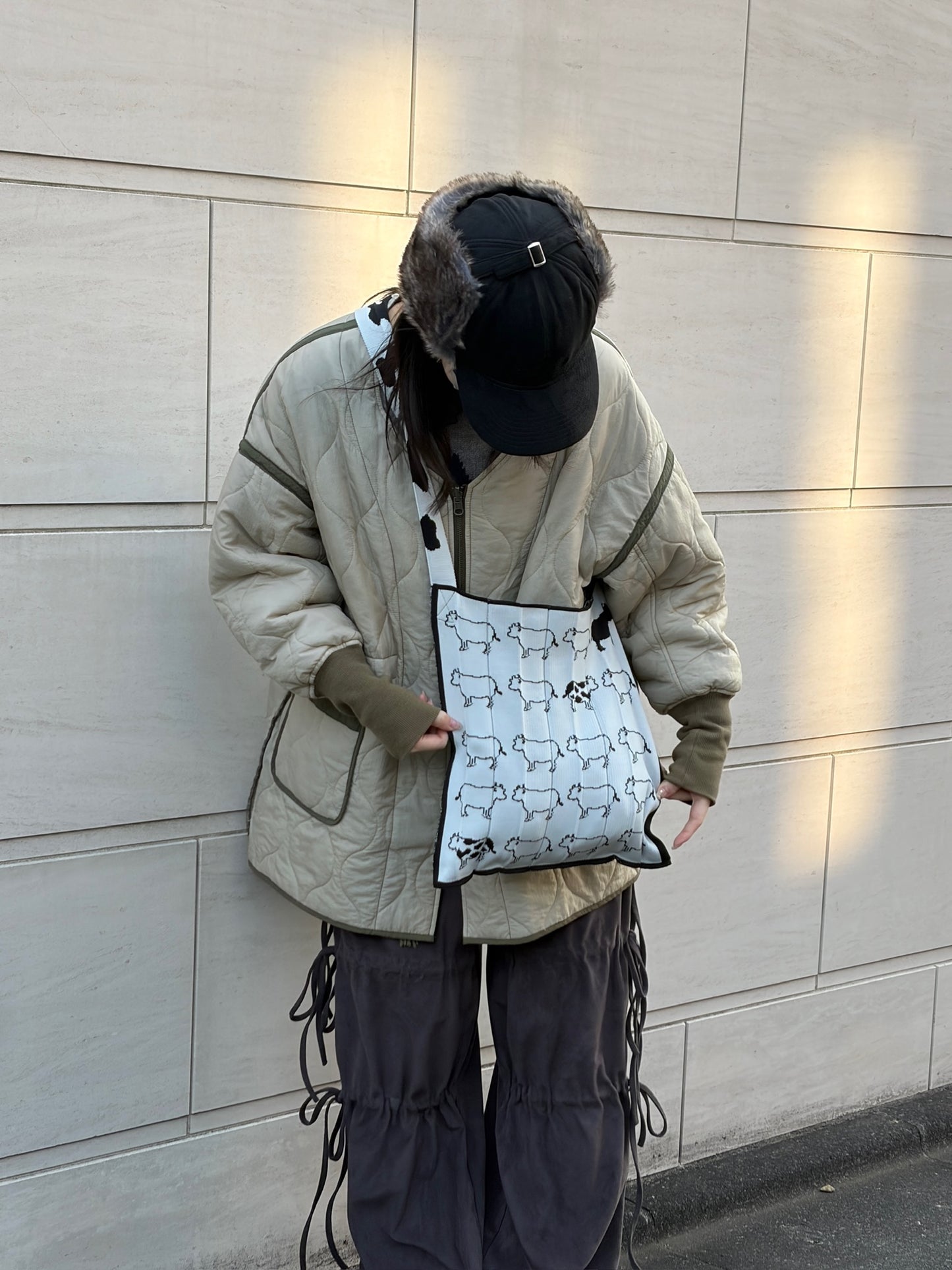 Knitty / Cow Cow / White