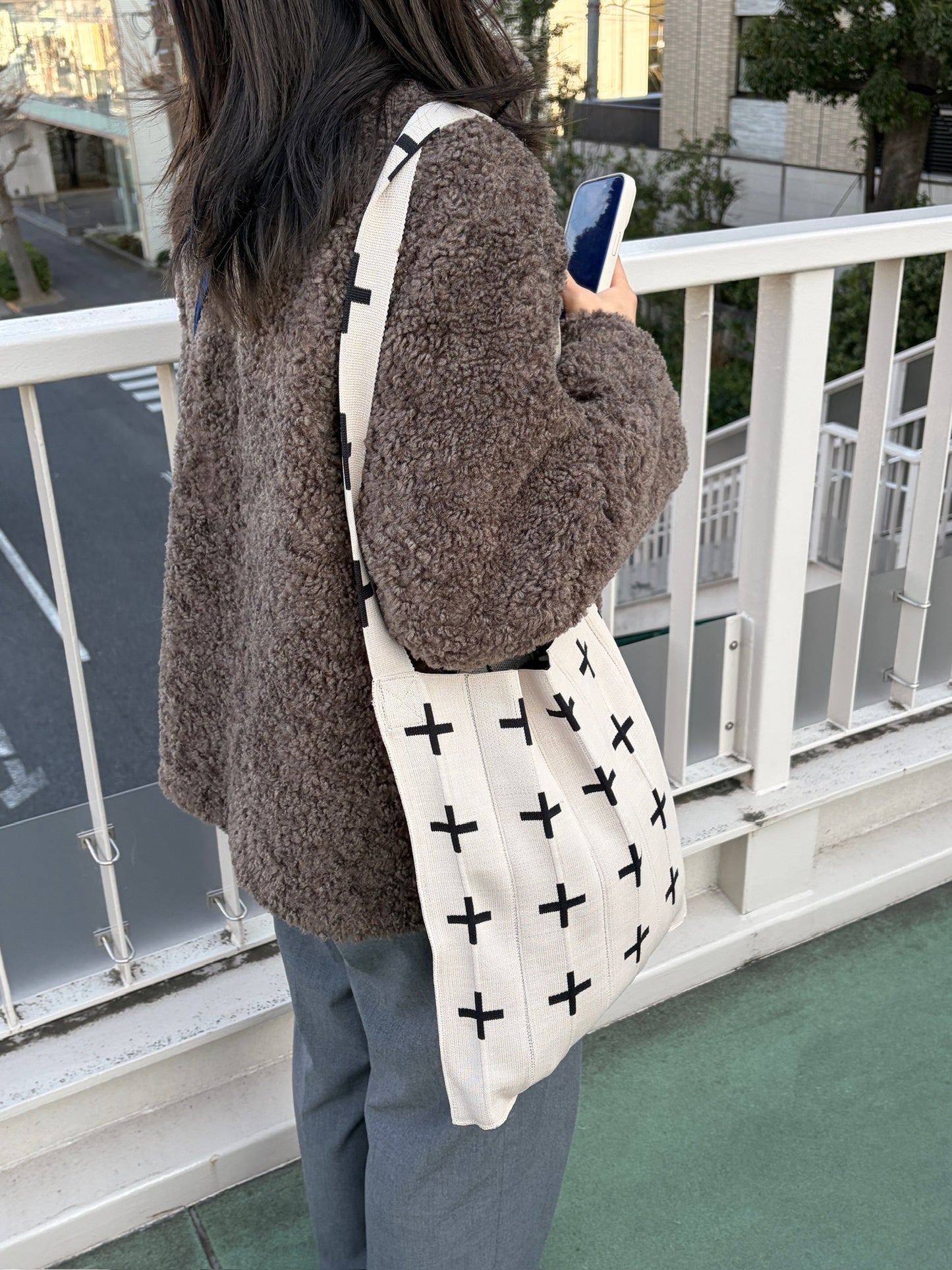 Knitty / Cross / Beige