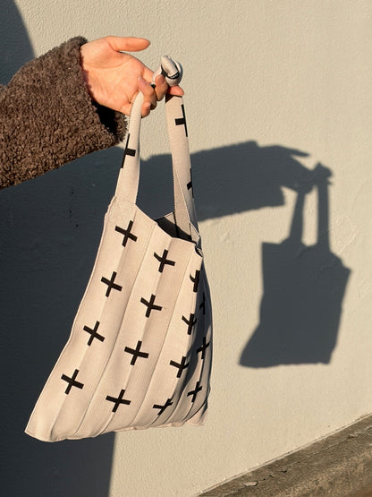 Knitty / Cross / Beige
