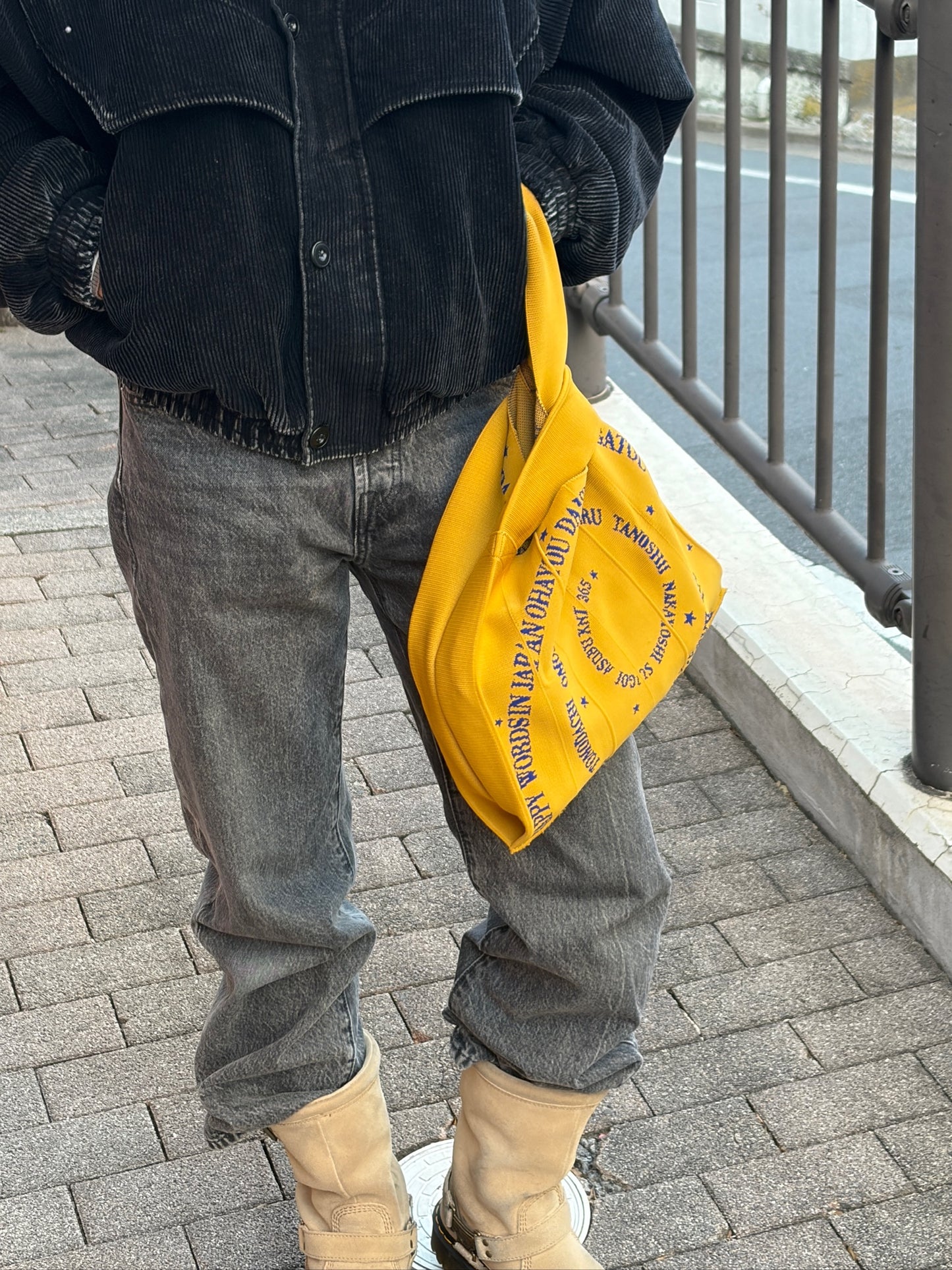 Bunny / Happy / Yellow