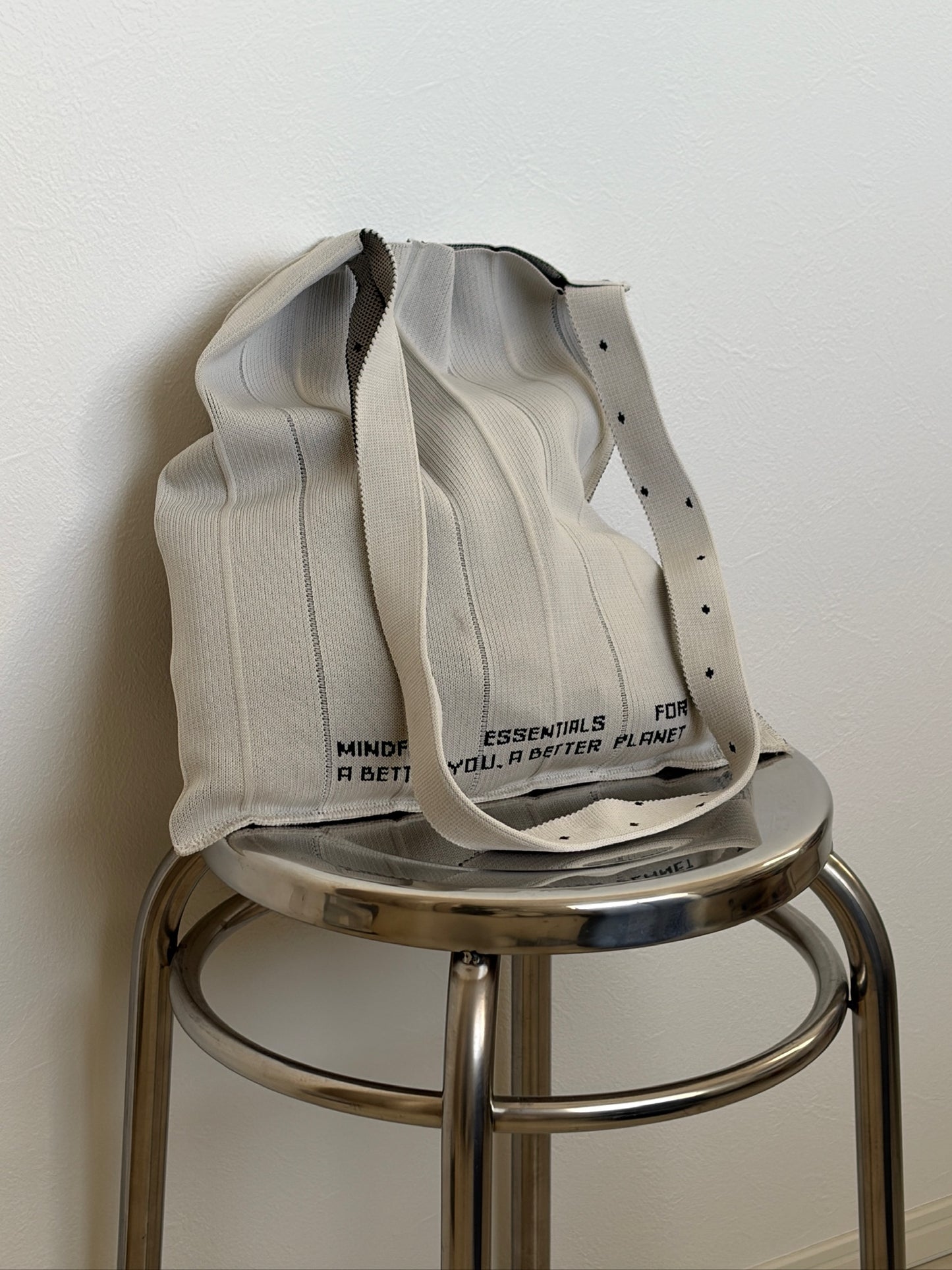 Knitty / Dot / White