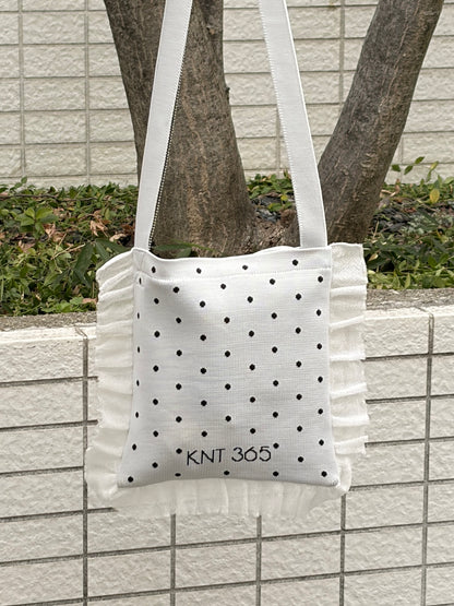 Frilly / Dot / White