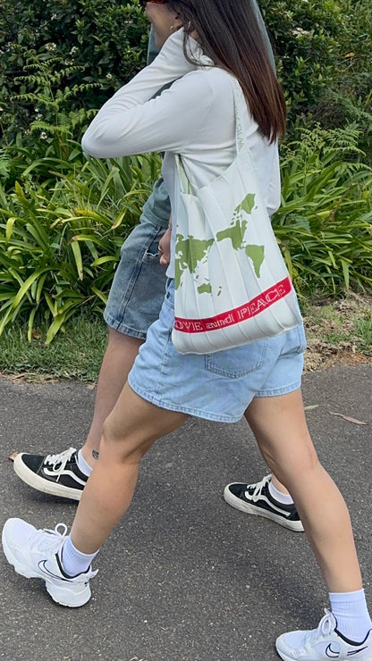 Knitty / World / Ivory