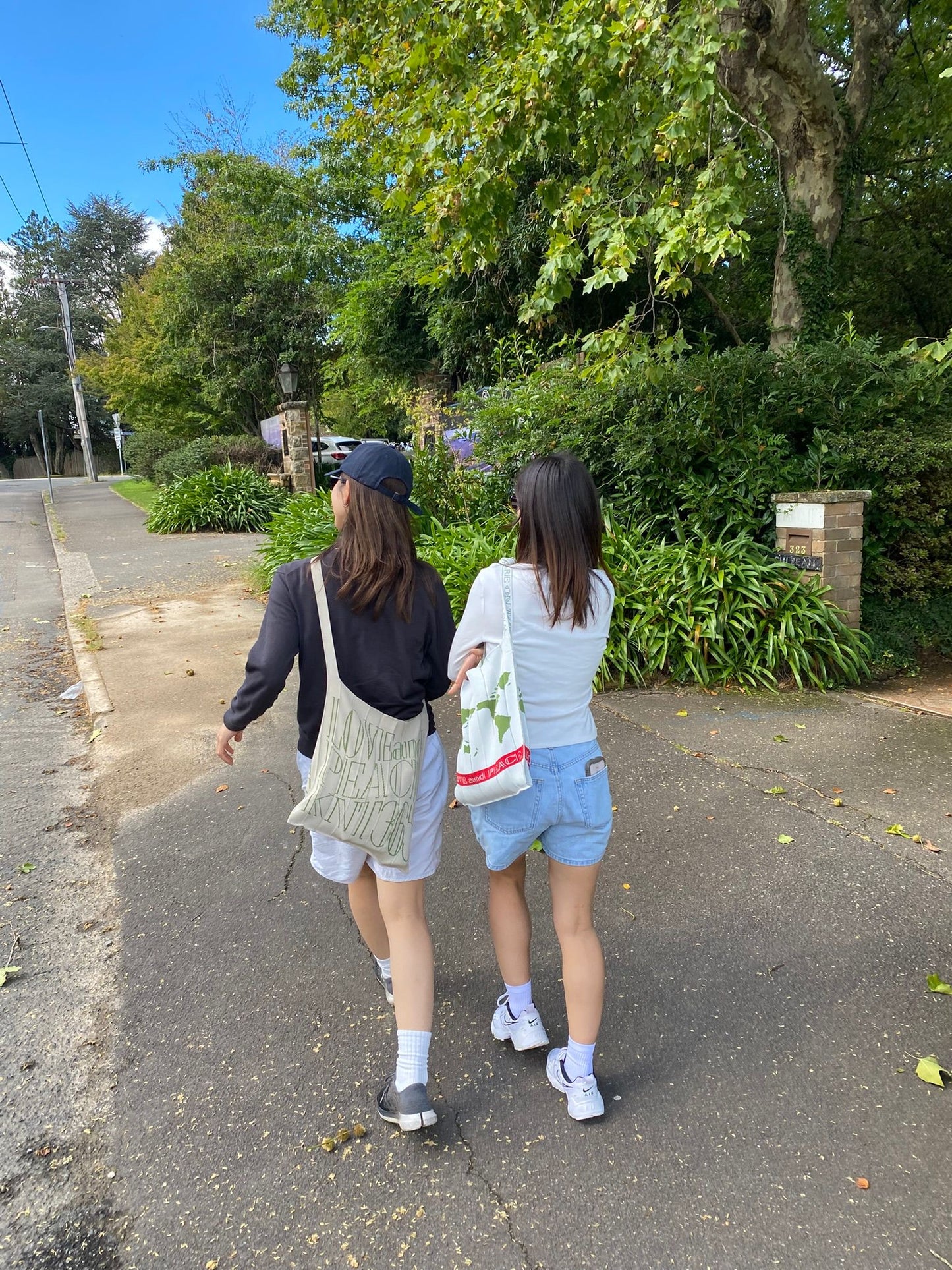 Knitty / World / Ivory