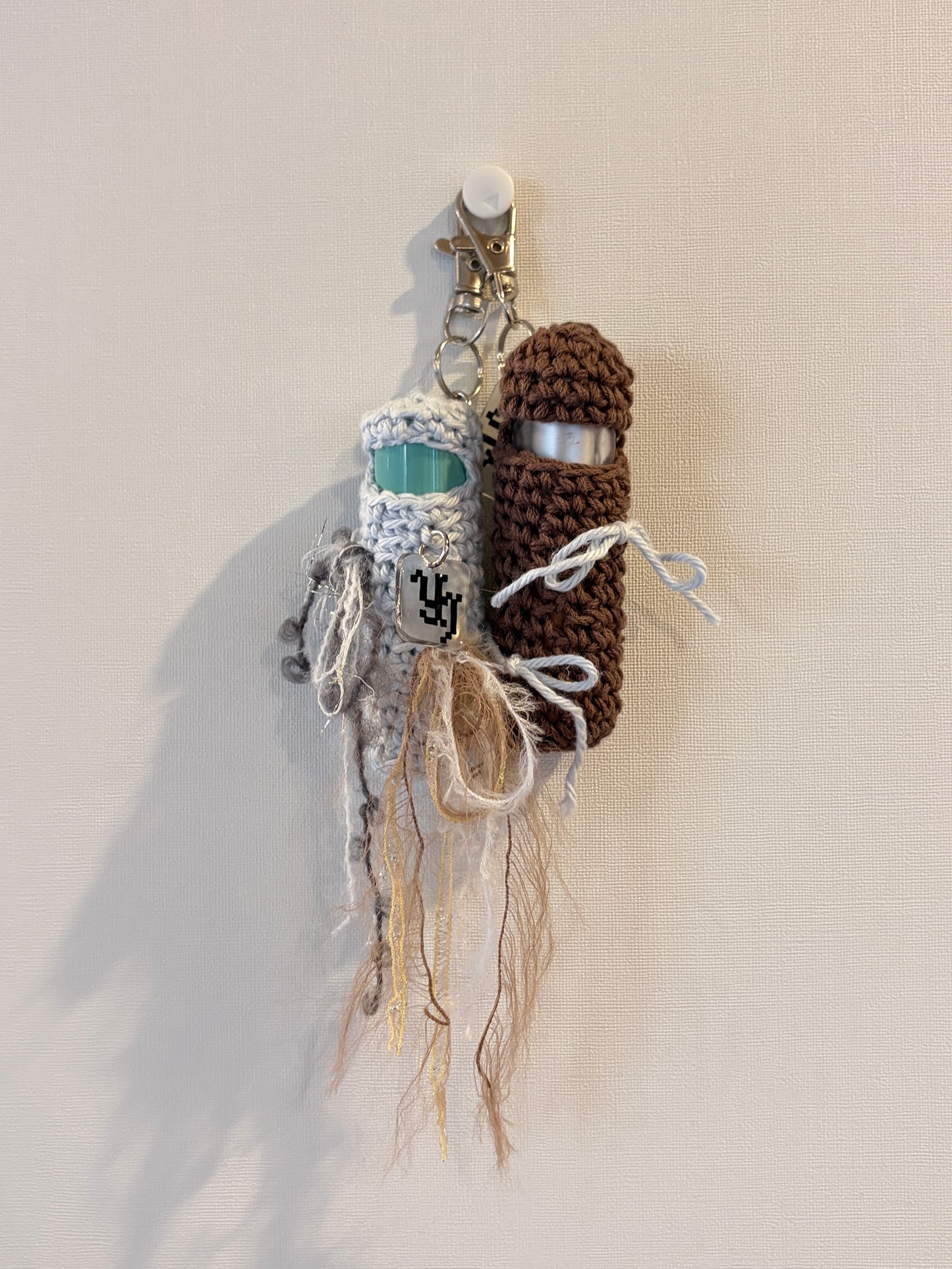 Lip Balm Case -Dark Brown / Cotton-