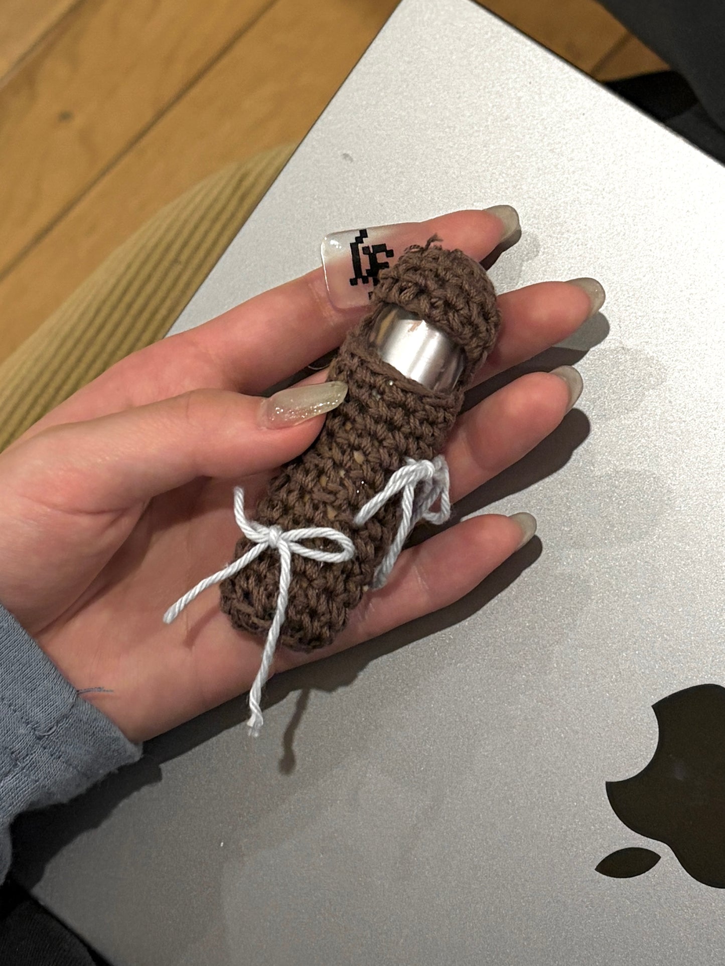 Lip Balm Case -Dark Brown / Cotton-