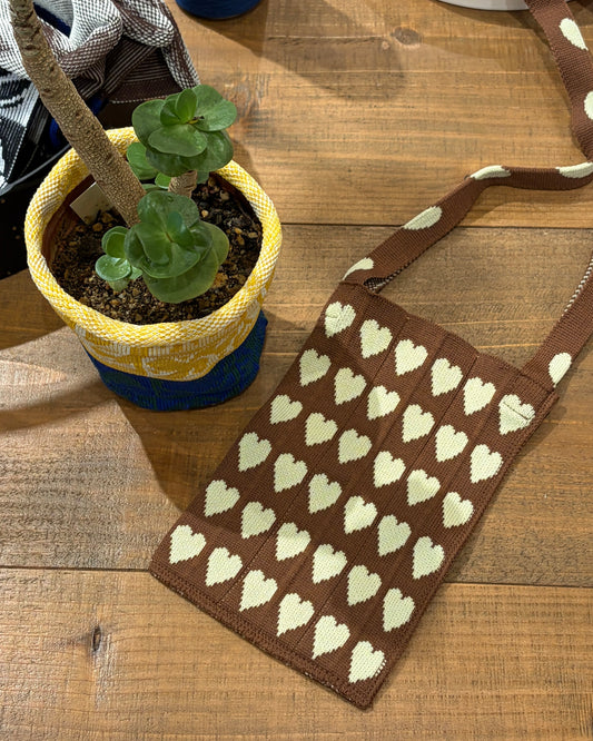 Me-Knitty / Heart / Brown
