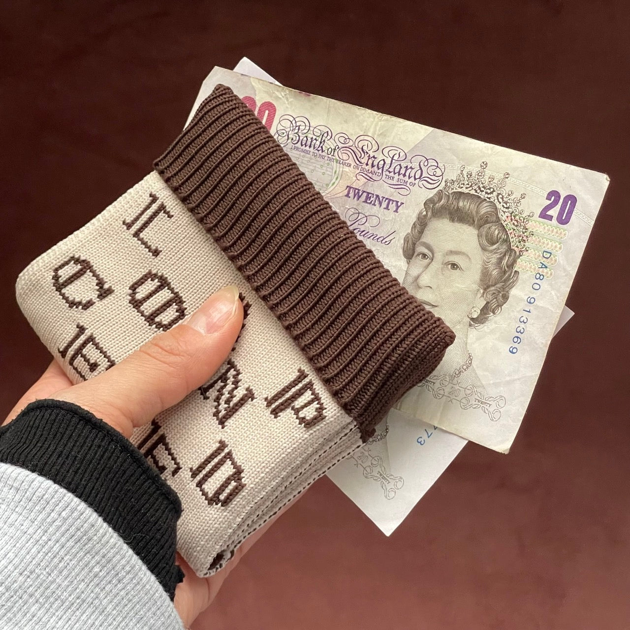 Lletty Monogram Brown